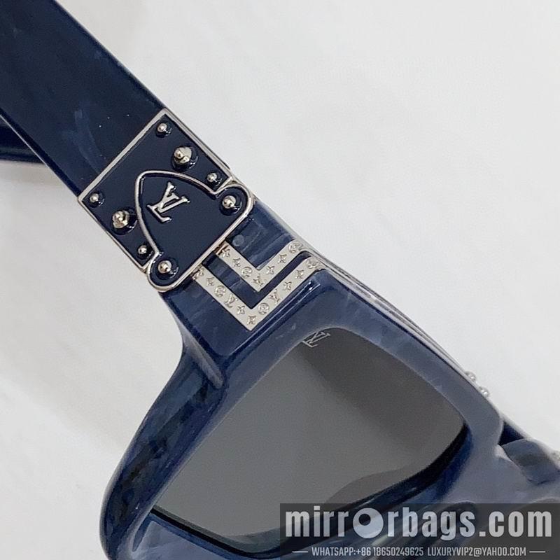Replica LV Glasses smr90