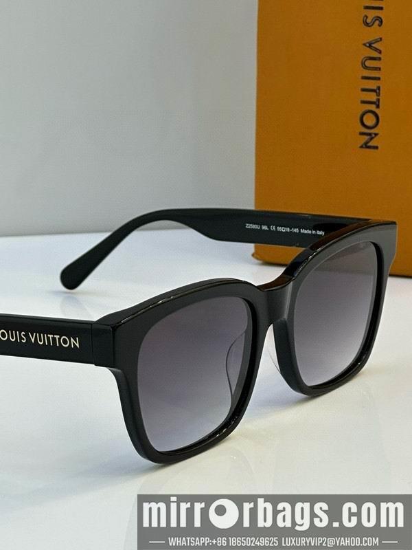 Replica LV Glasses smh11