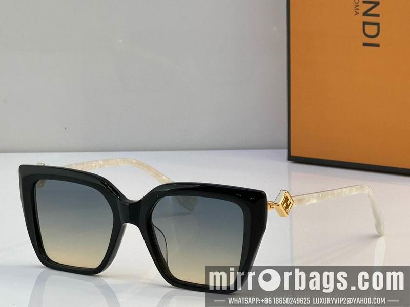 Replica LV Glasses smh100