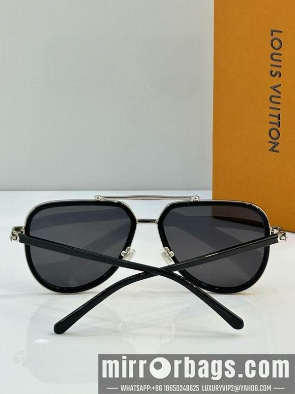 Replica LV Glasses smh18
