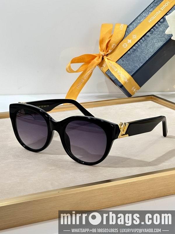 Replica LV Glasses smh56