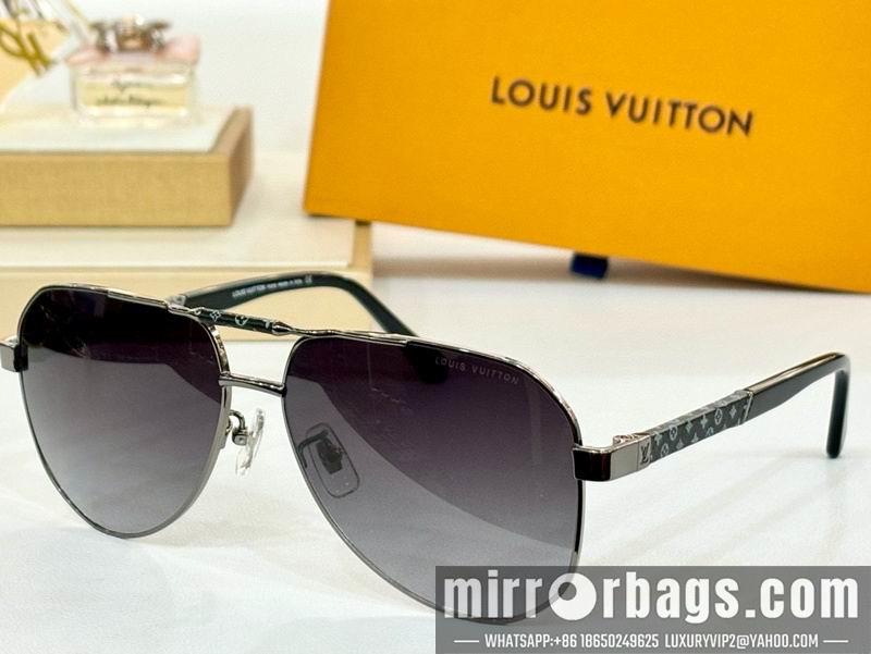 Replica LV Glasses smr48