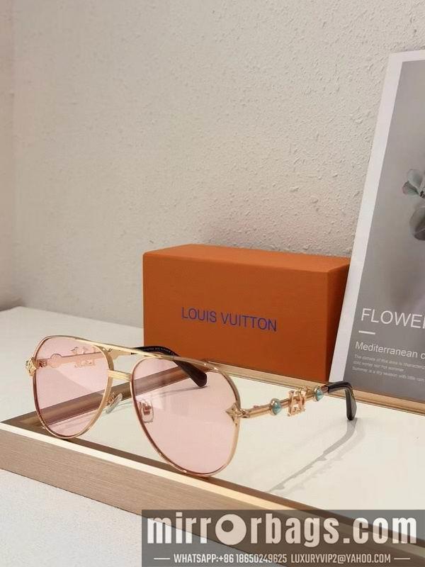 Replica LV Glasses smh213