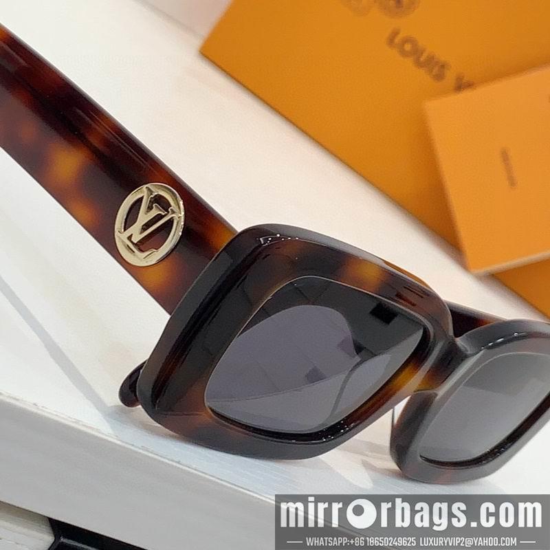 Replica LV Glasses smr83
