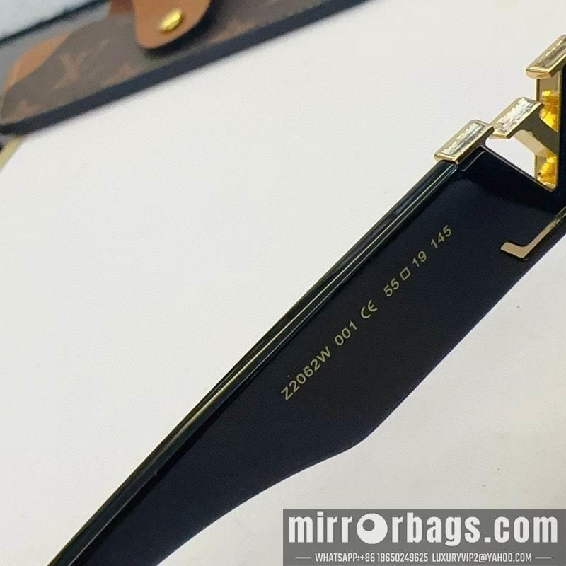 Replica LV Glasses smx158