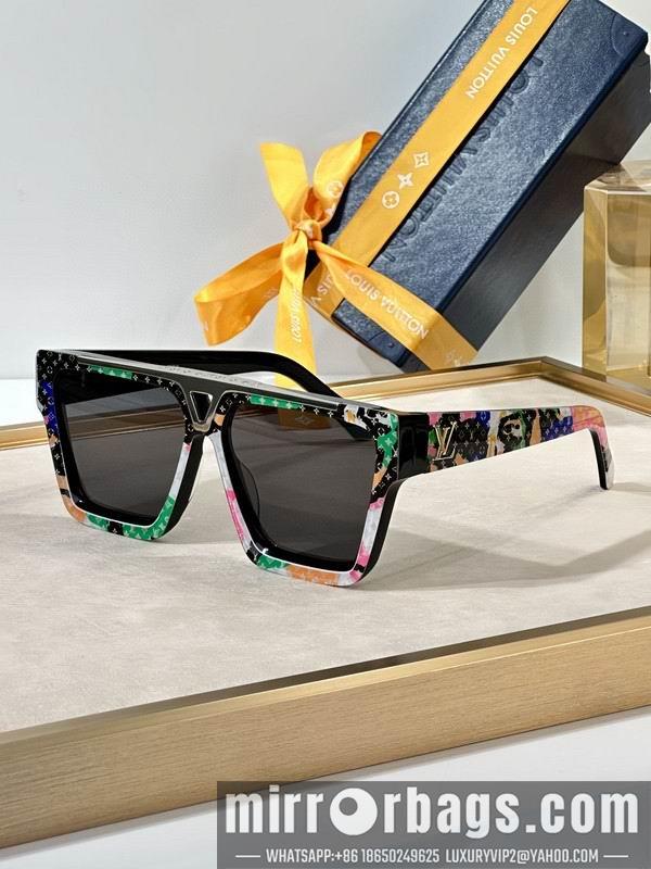Replica LV Glasses smh22