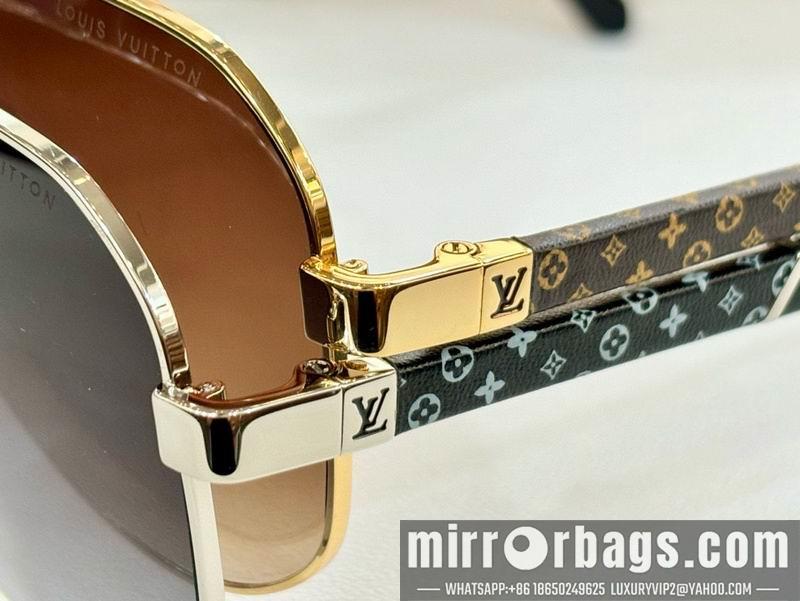 Replica LV Glasses smr48