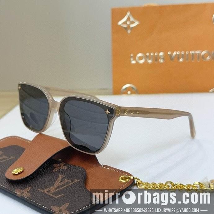 Replica LV Glasses smr23