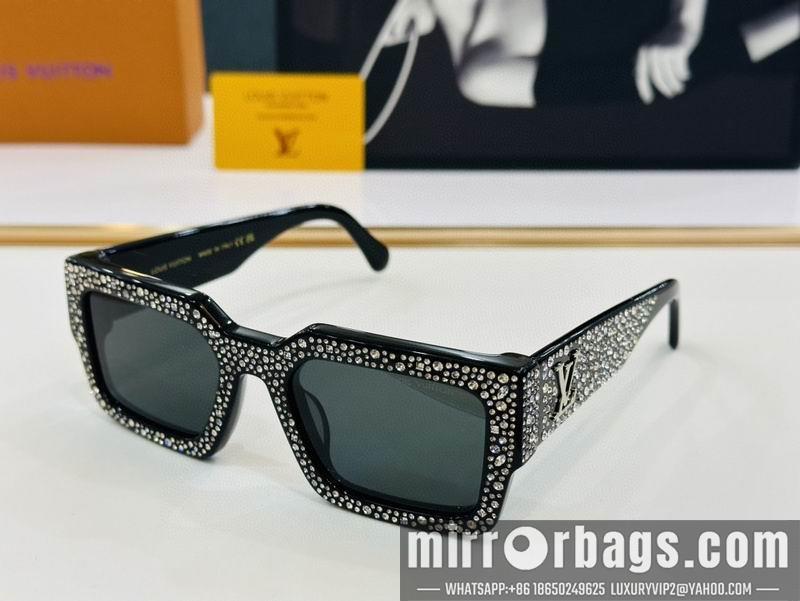 Replica LV Glasses smr101