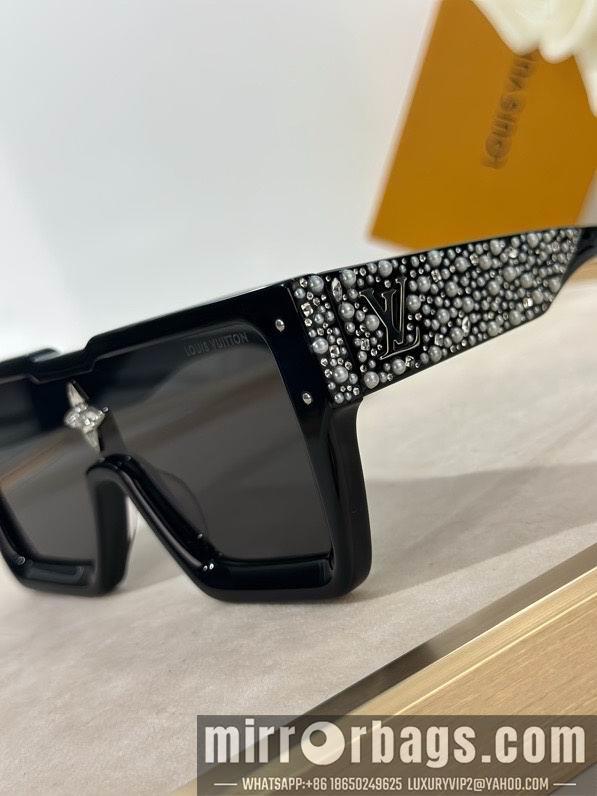 Replica LV Glasses smx192