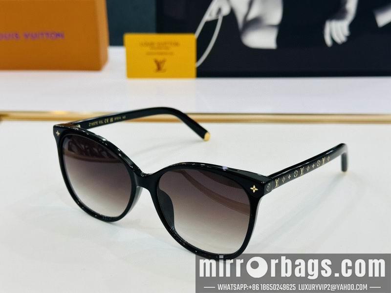 Replica LV Glasses smr110
