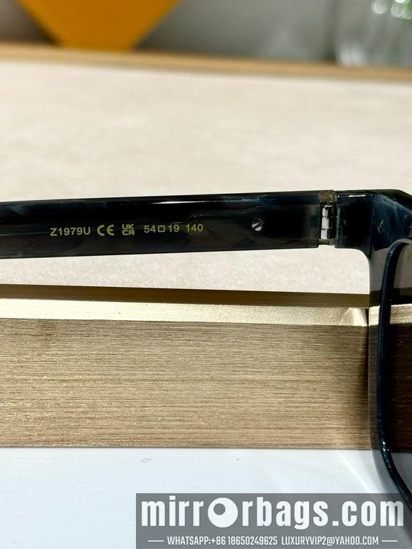 Replica LV Glasses smx203