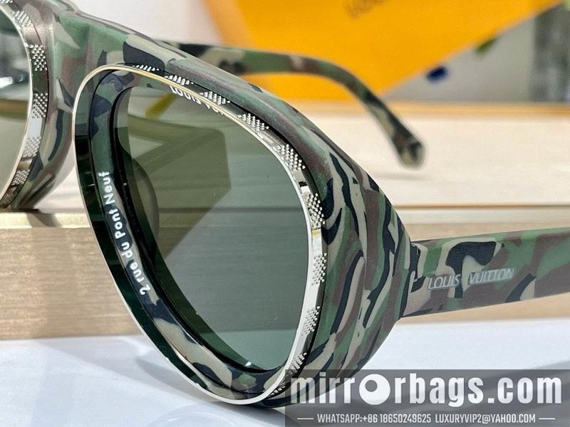 Replica LV Glasses smr58