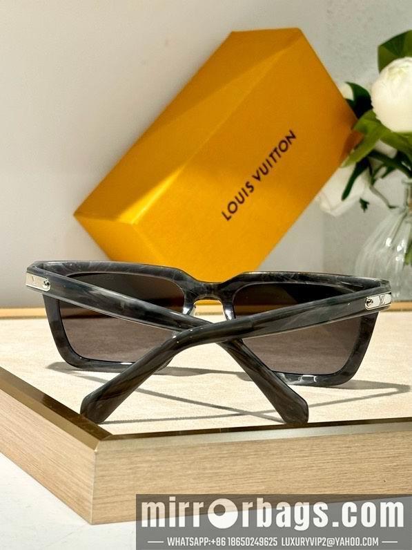 Replica LV Glasses smx203