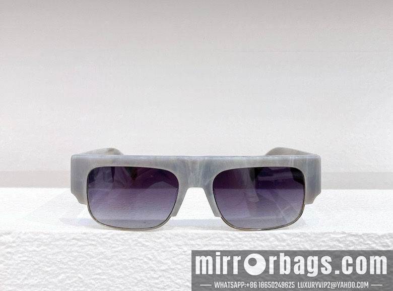 Replica DG Glasses 010217