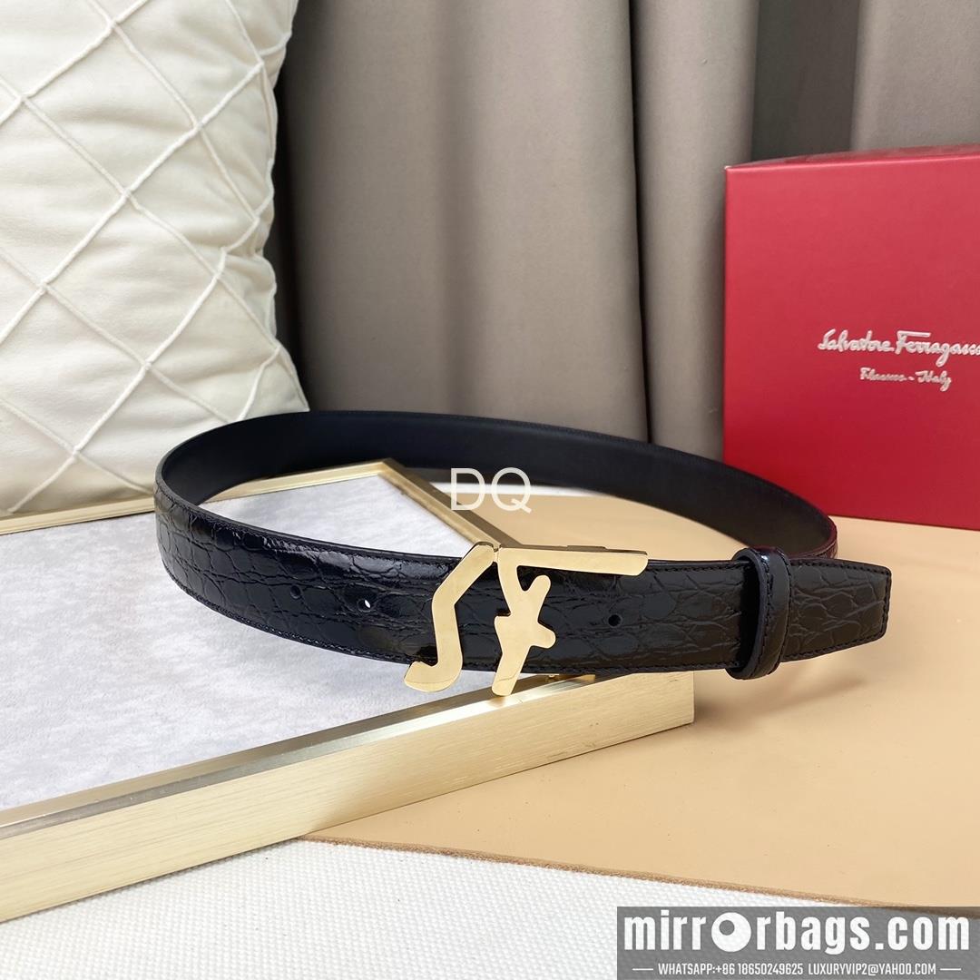 Replica Ferragamo 35mm 17