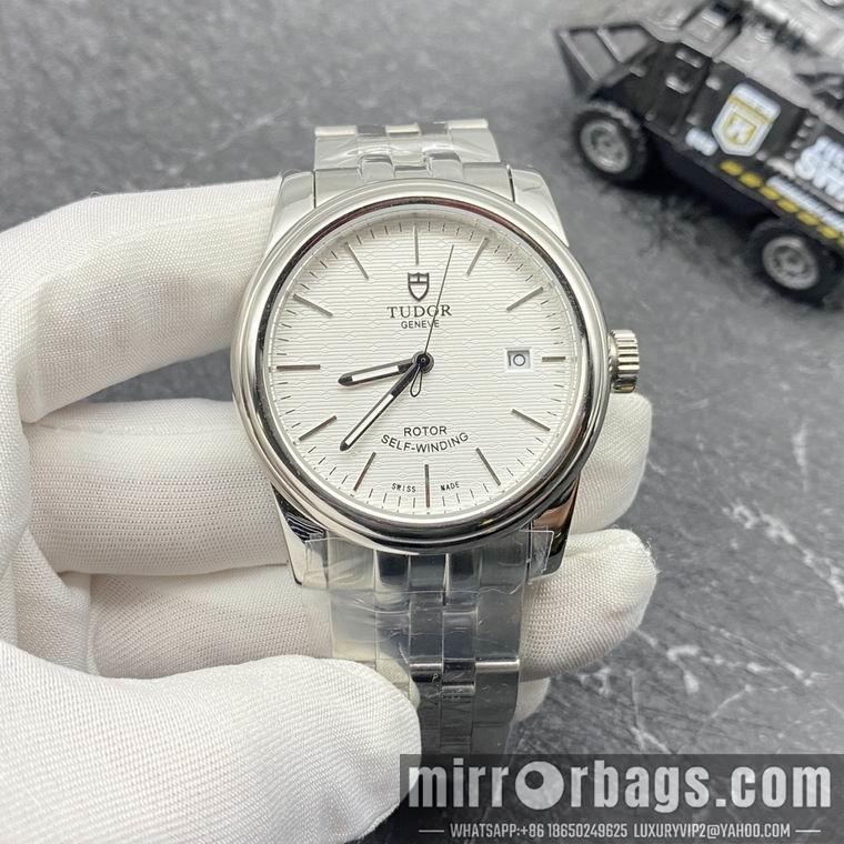 Replica Tudor men 40mm M08