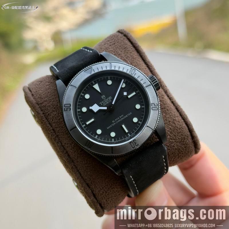 Replica Tudor 41mm 041605