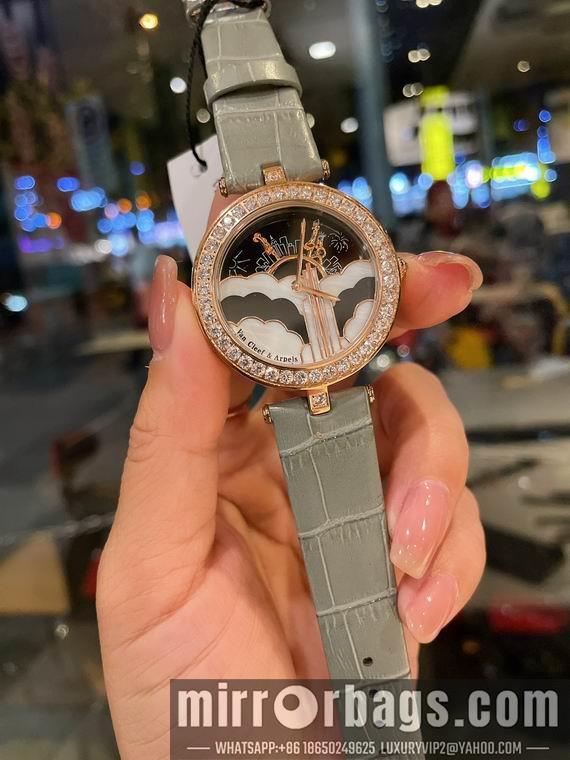 Replica Van Cleef Arpels watch 01