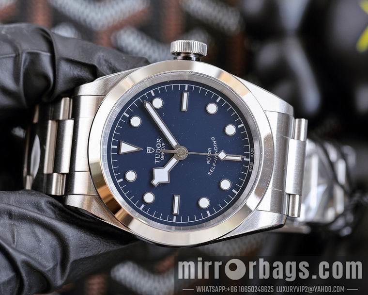 Replica Tudor men 41mm M04