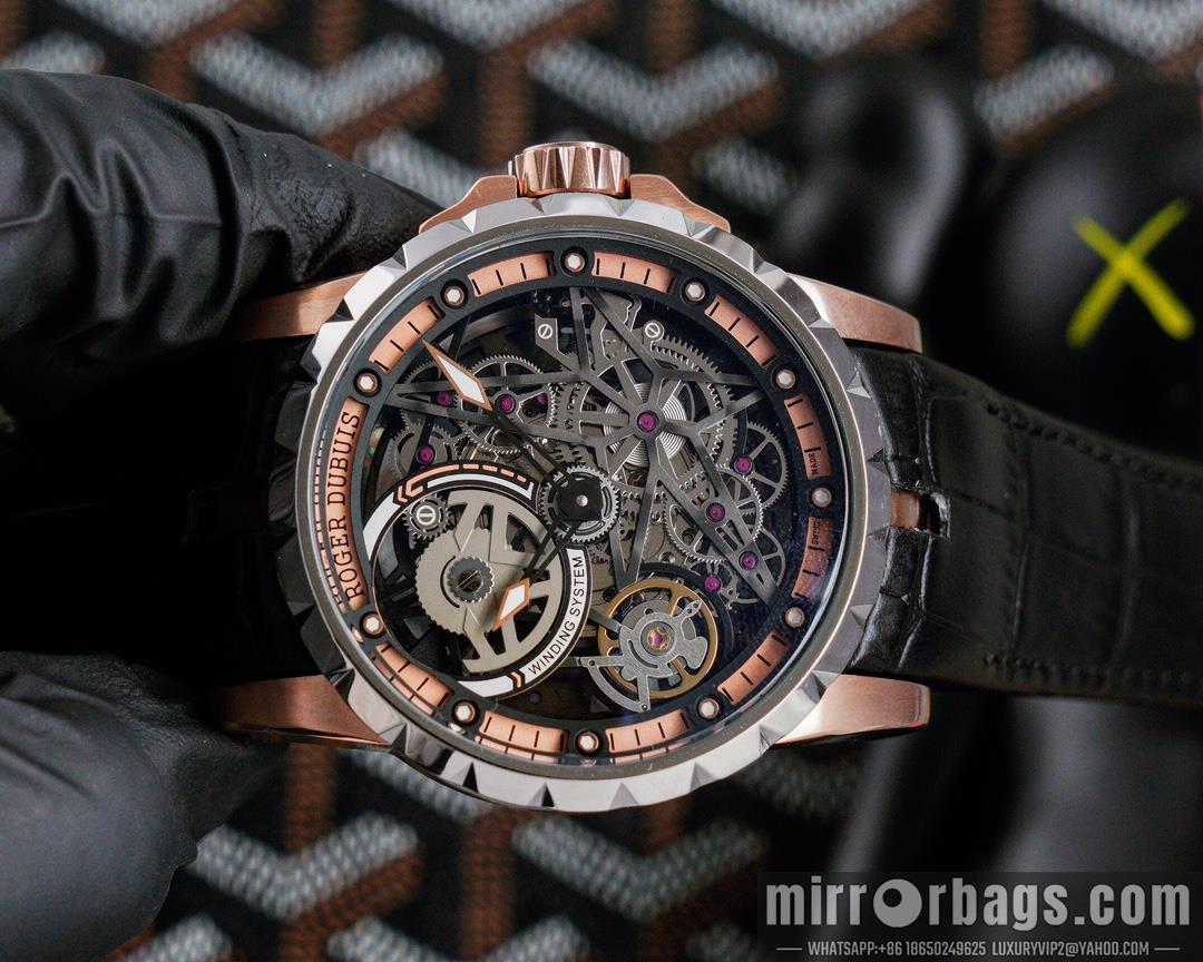 Replica Roger Dubuis watch M08