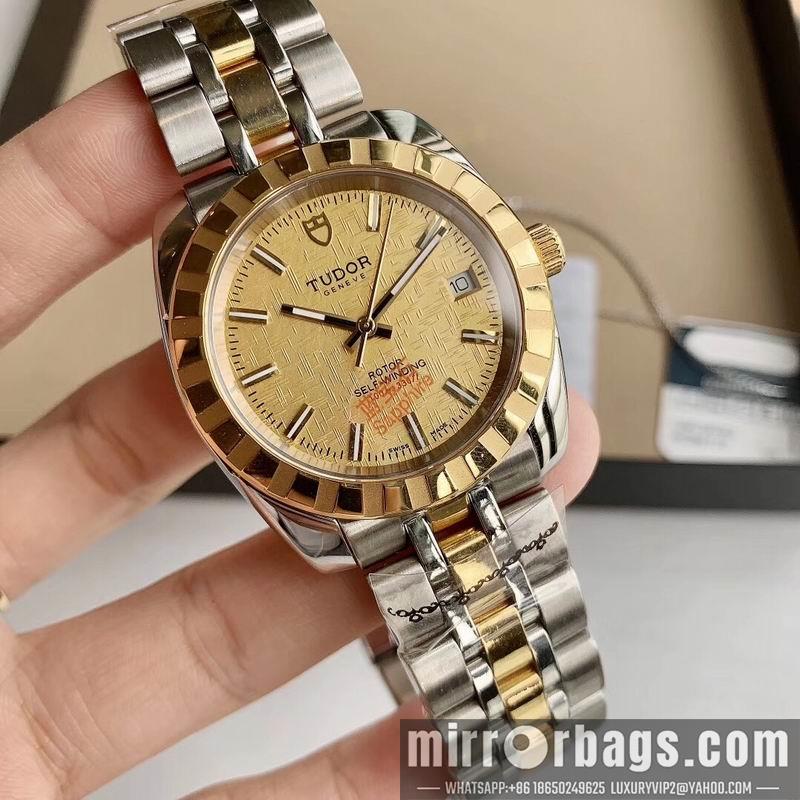 Replica Tudor watch 072435