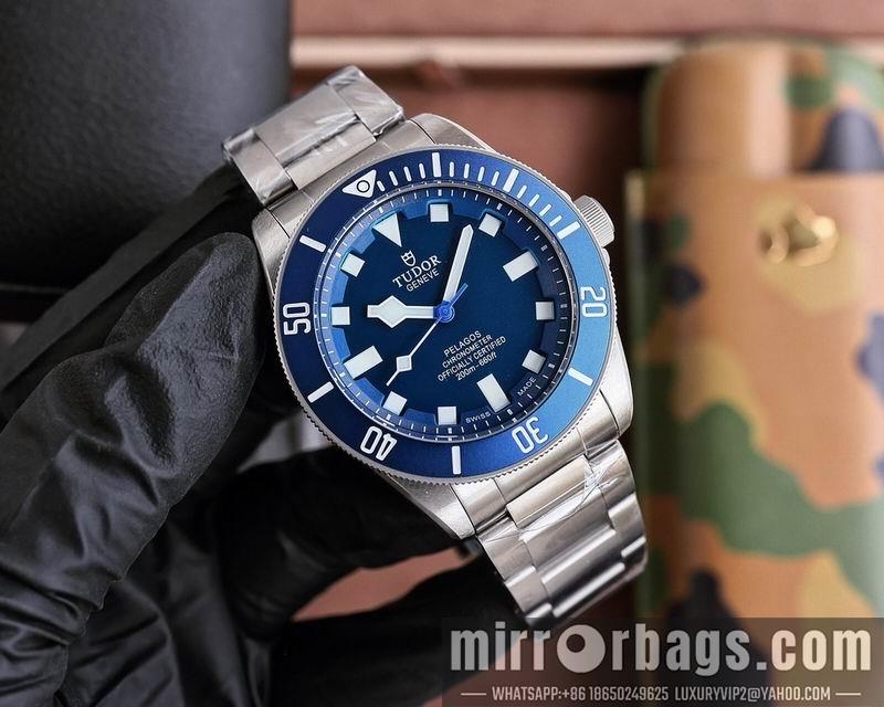 Replica Tudor 42mm 0413122