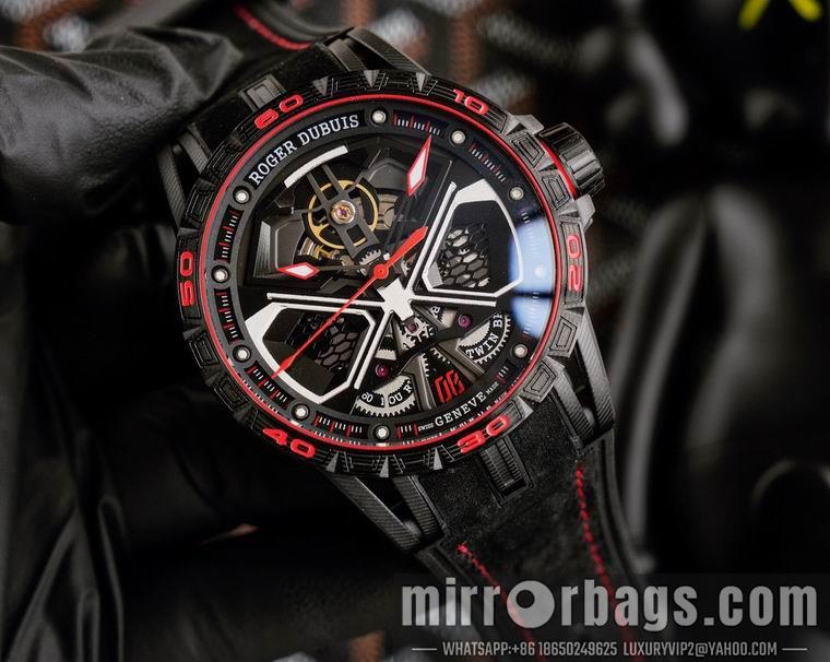 Replica Roger Dubuis 46mm M05