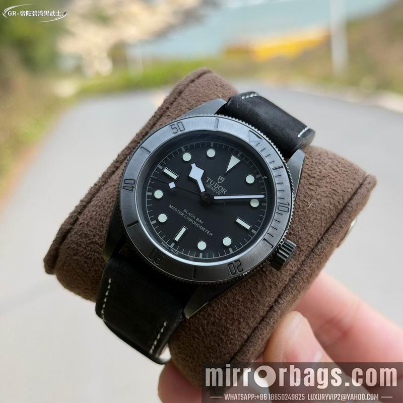 Replica Tudor 41mm 041605
