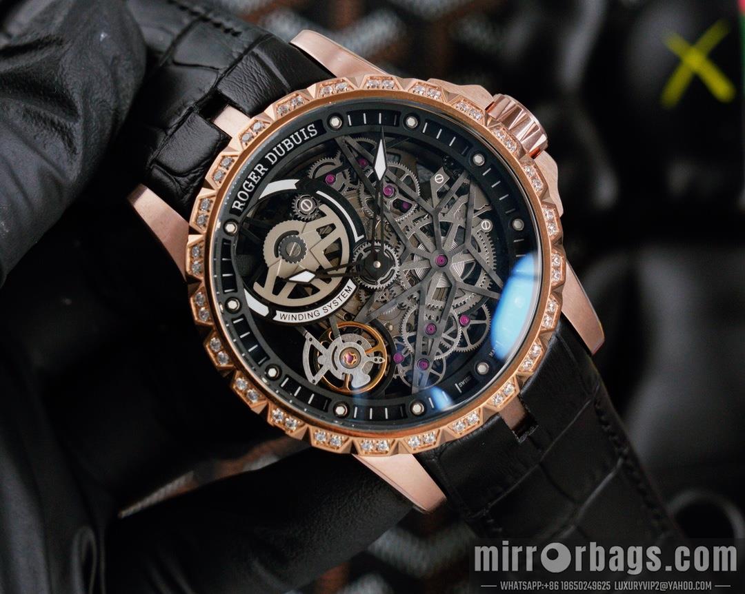 Replica Roger Dubuis watch M08