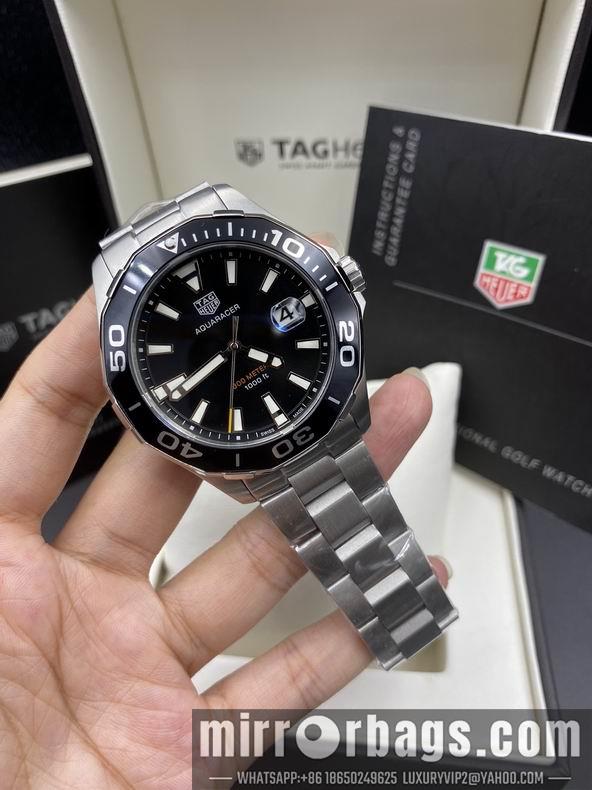 Replica Tag Heuer watch M28