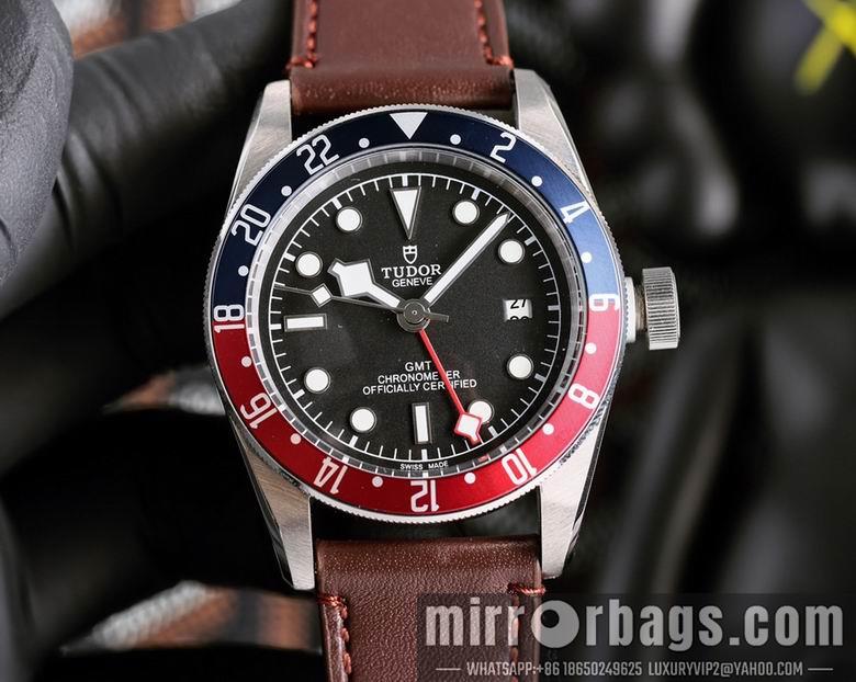 Replica Tudor men 42mm M12