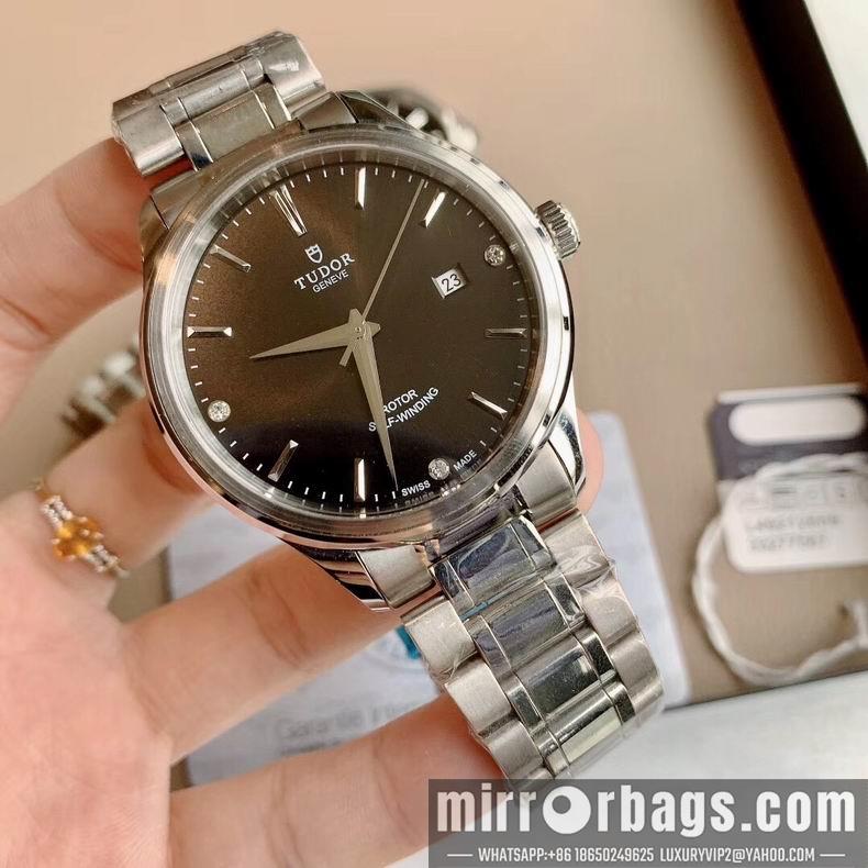 Replica Tudor watch M33