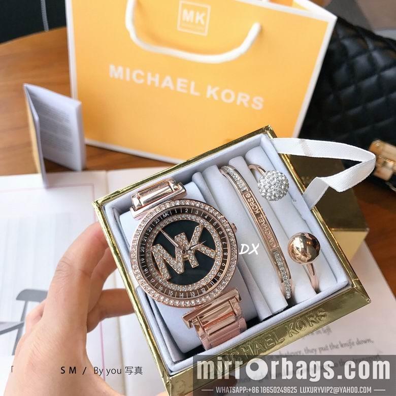 Replica Michael Kors S M 2nms28