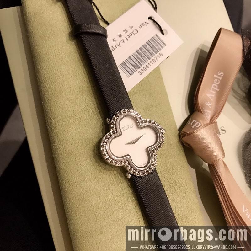 Replica Van Cleef & Arpels 30X30mm 022468