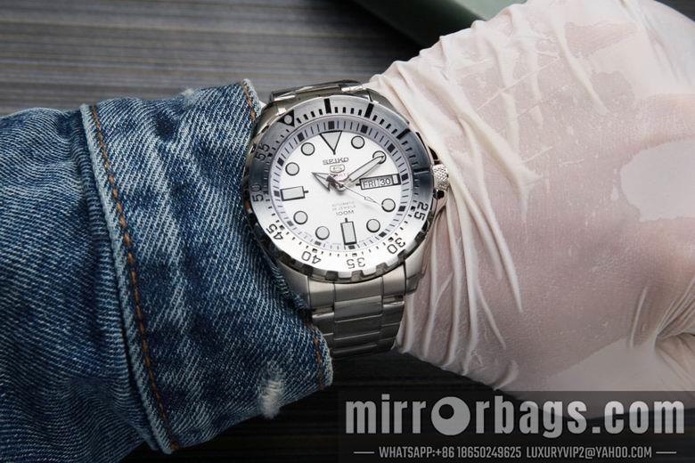 Replica Seiko watch 031104