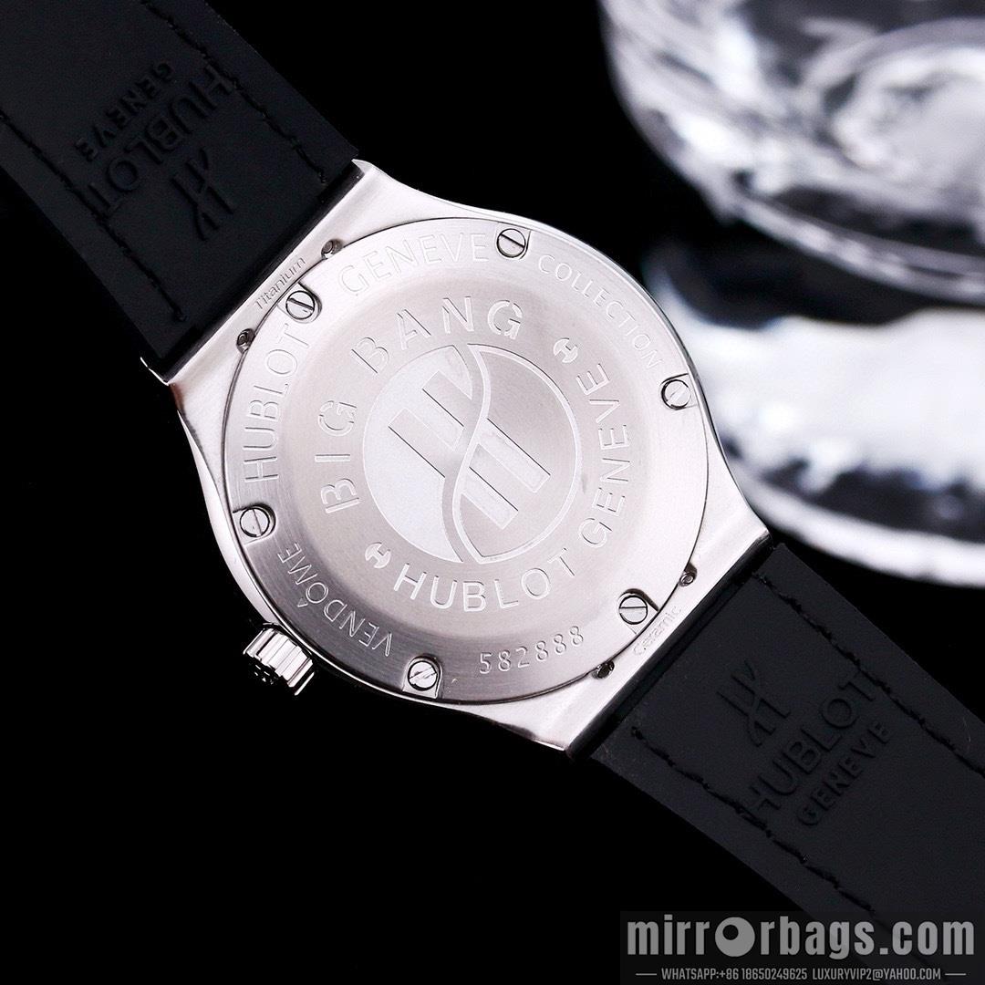 Replica Hublot 33X10mm 102303