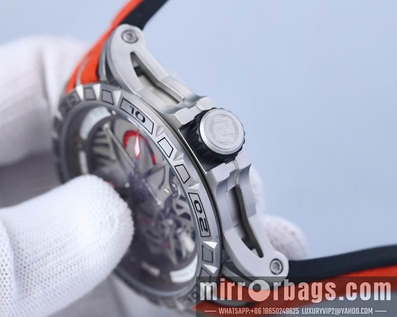 Replica Roger Dubuis watch M18