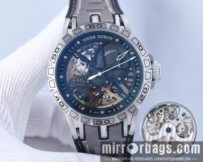 Replica Roger Dubuis watch M18