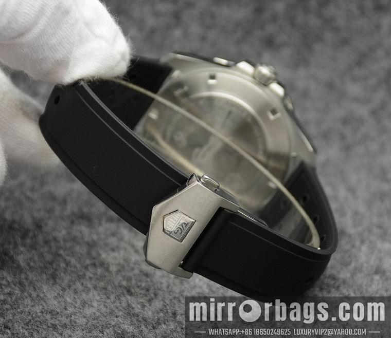 Replica Tag Heuer men 44X14mm M20