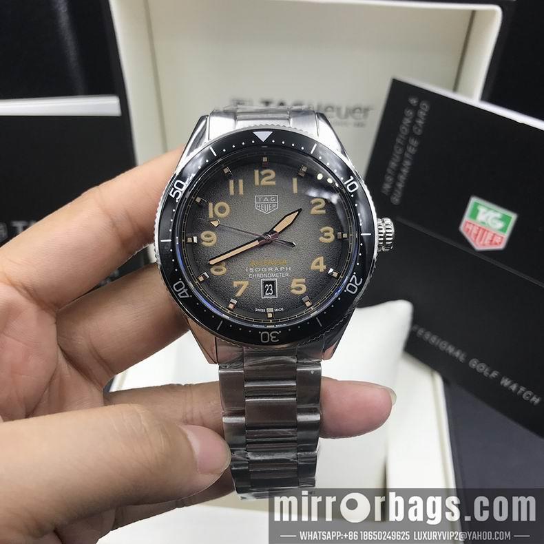 Replica Tag Heuer watch M32