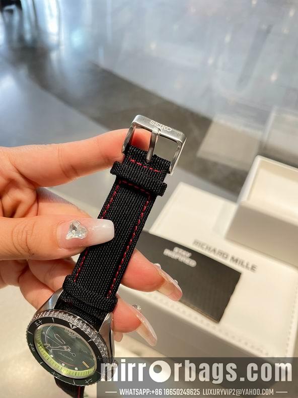 Replica Seiko watch 42.5X13.4mm 071741