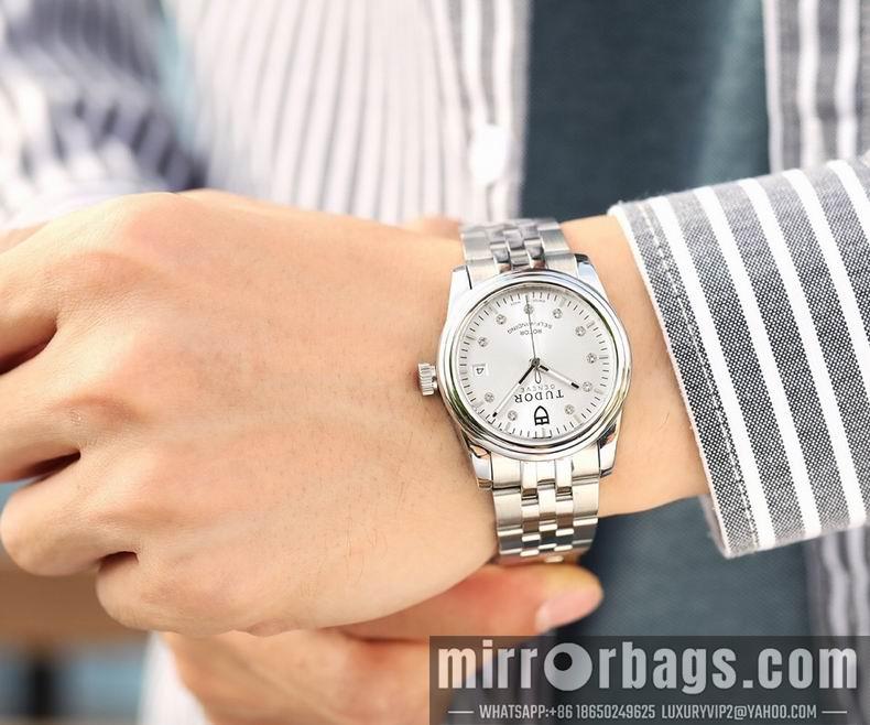 Replica Tudor watch M37