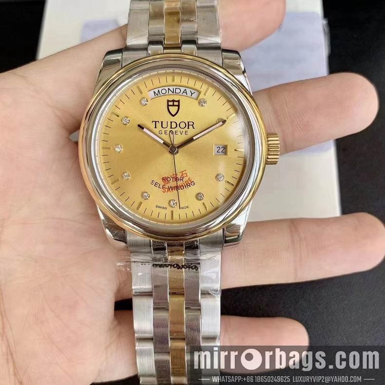 Replica Tudor watch M32