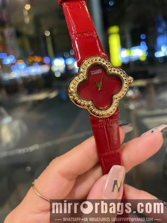 Replica Van Cleef Arpels watch 04