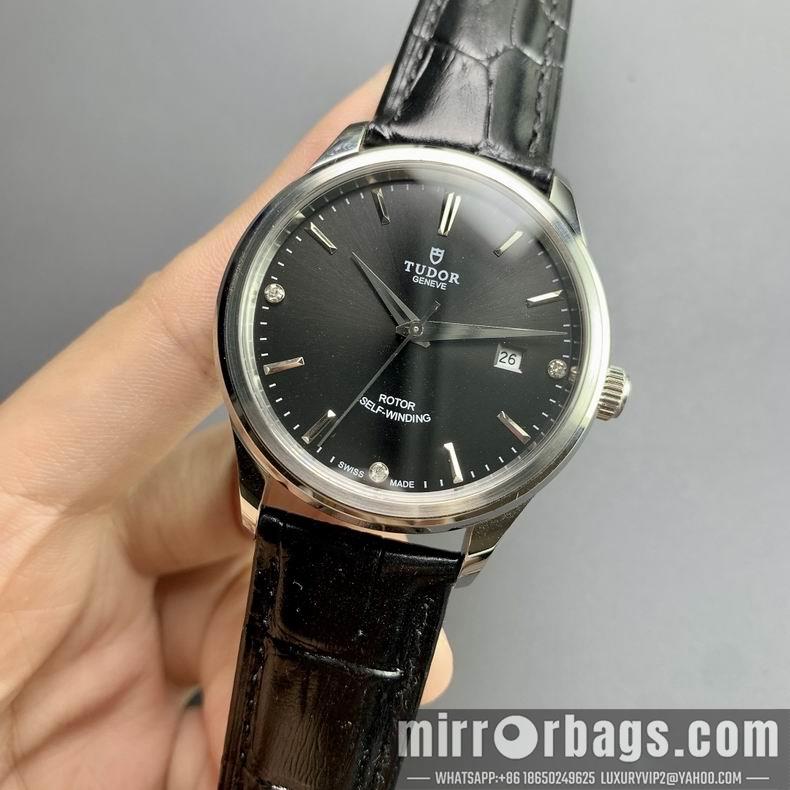 Replica Tudor watch M33