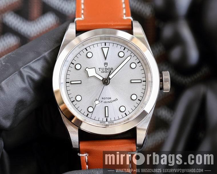 Replica Tudor men 41mm M04