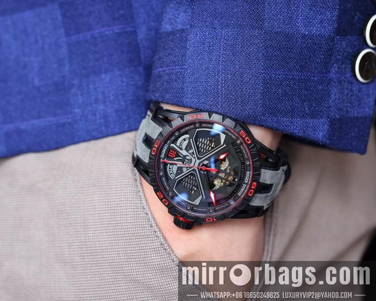 Replica Roger Dubuis men 45mm M01