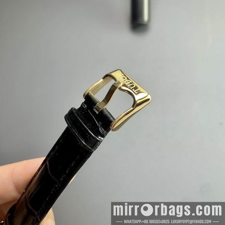 Replica Tudor watch M33