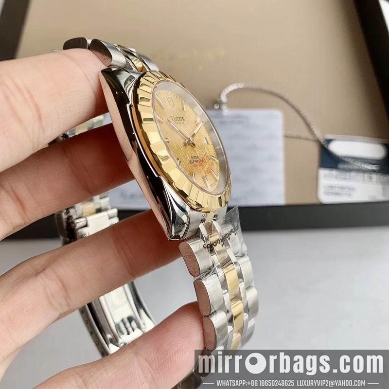 Replica Tudor watch 072435